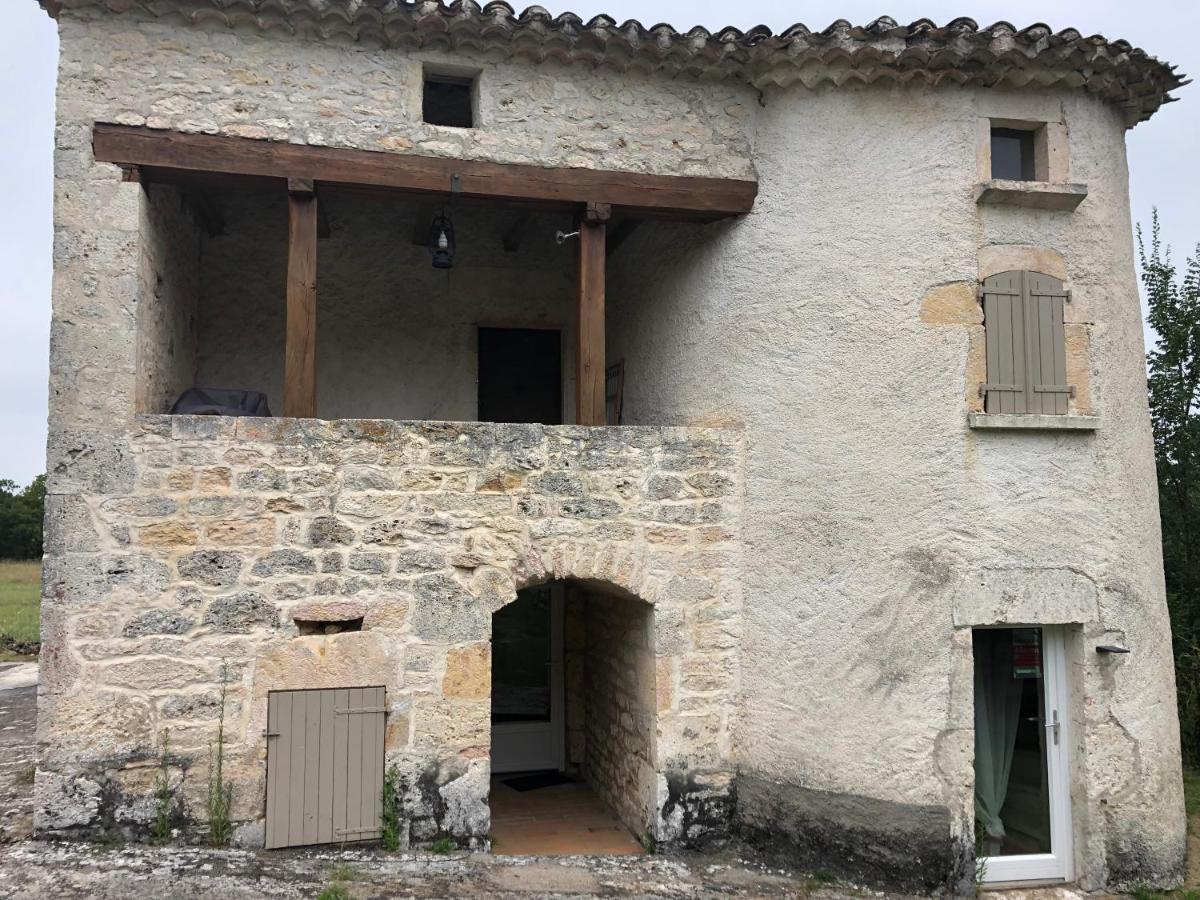 Calme Et Tranquillite Pern Exterior foto